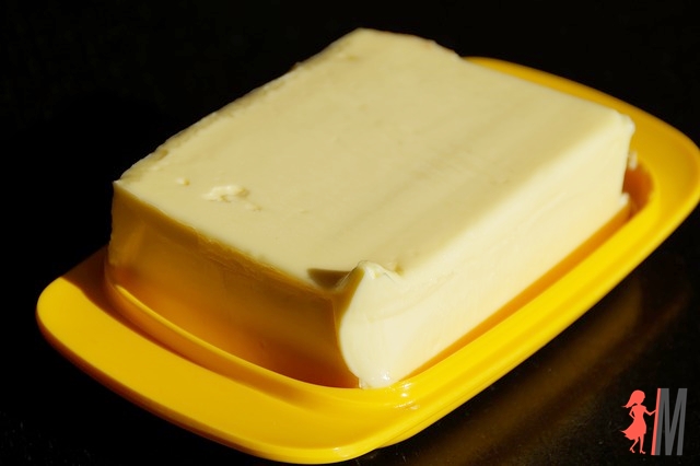 Jak zrobić masło? Prosta instrukcja!