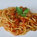 Spaghetti puttanesca przepis